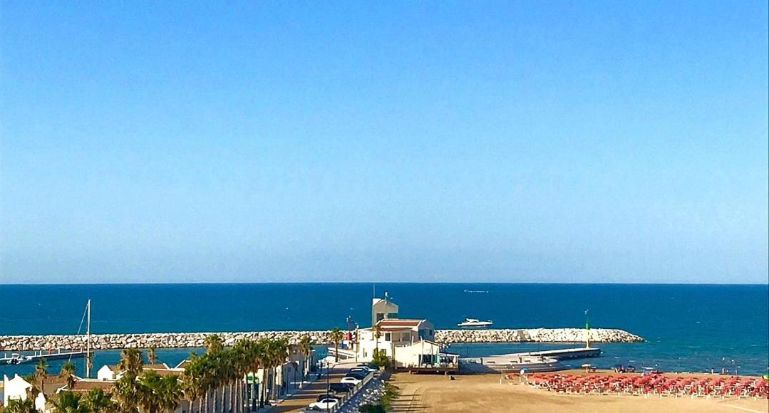 Hotel Borgo Marina Rodi Garganico Εξωτερικό φωτογραφία