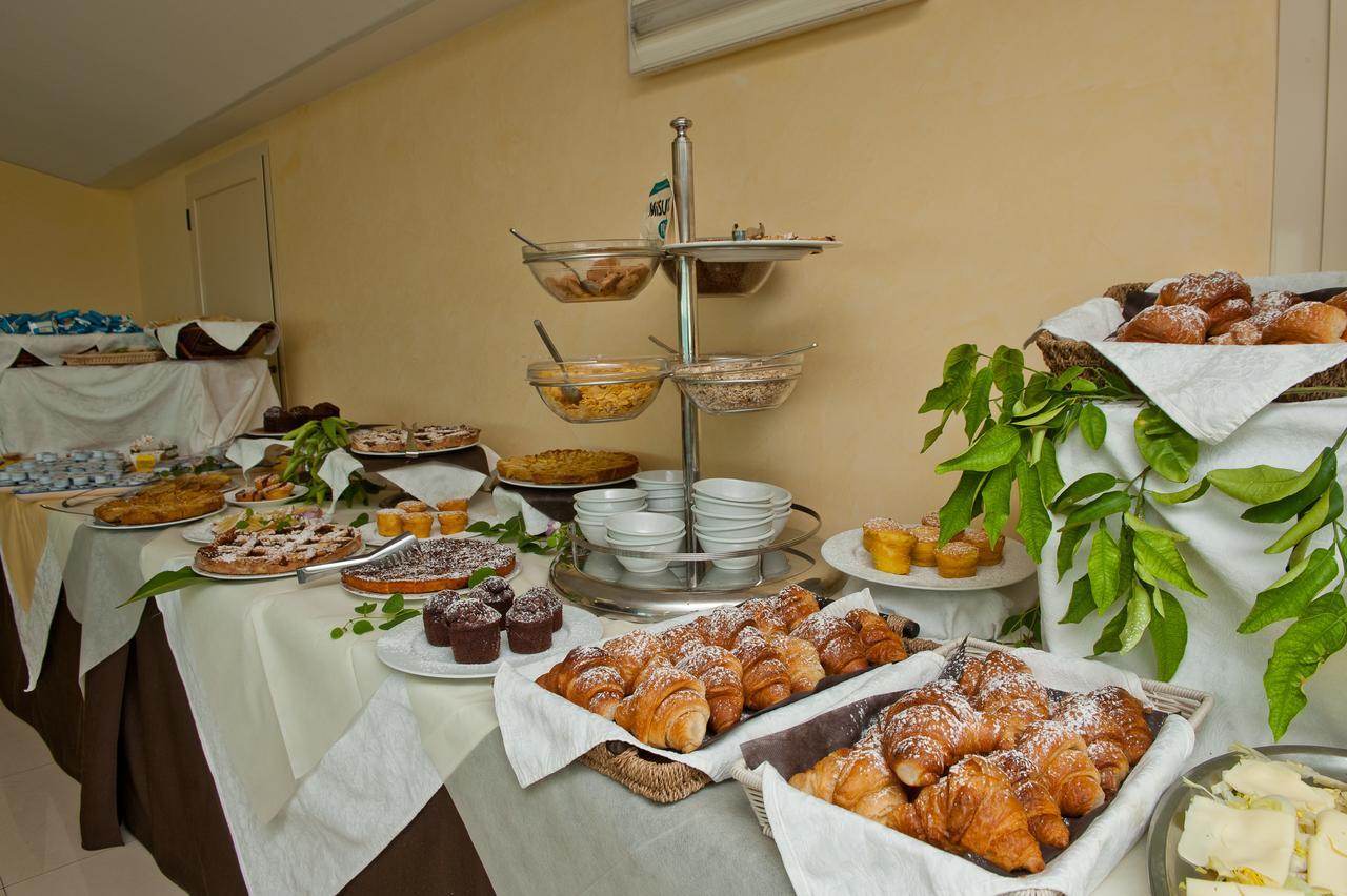 Hotel Borgo Marina Rodi Garganico Εξωτερικό φωτογραφία