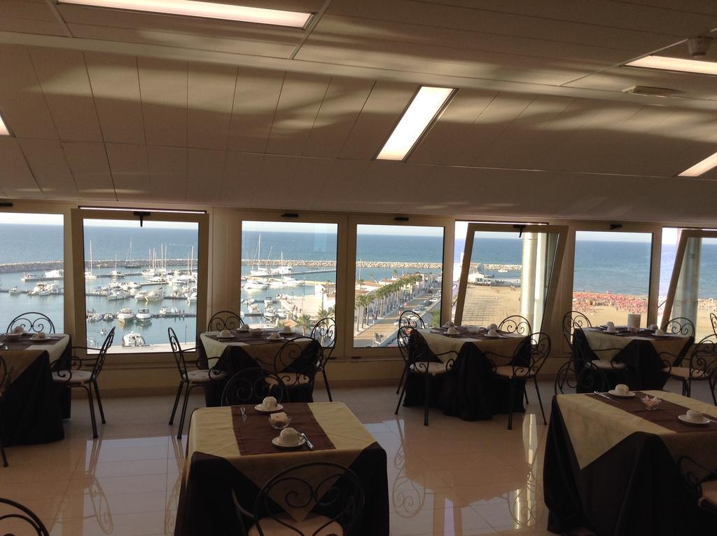 Hotel Borgo Marina Rodi Garganico Εξωτερικό φωτογραφία