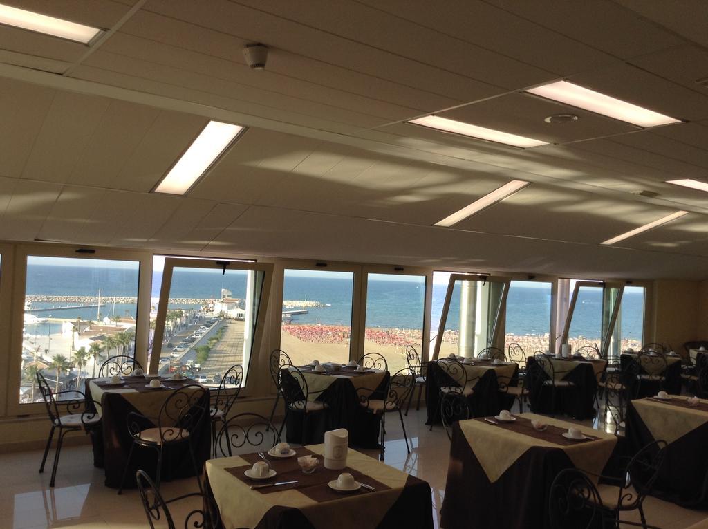 Hotel Borgo Marina Rodi Garganico Εξωτερικό φωτογραφία