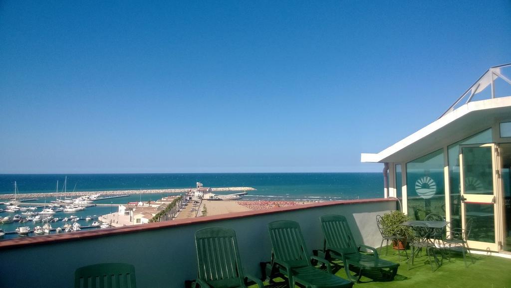 Hotel Borgo Marina Rodi Garganico Εξωτερικό φωτογραφία