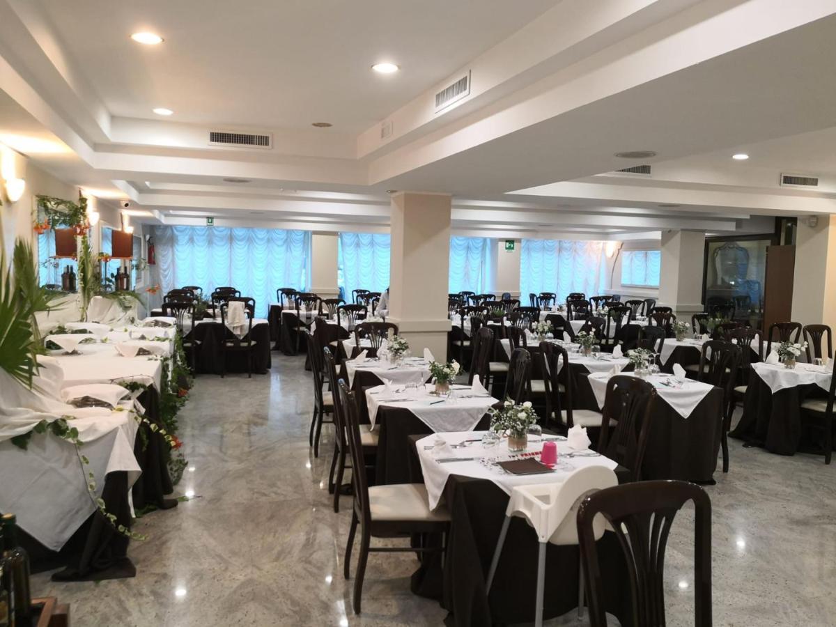 Hotel Borgo Marina Rodi Garganico Εξωτερικό φωτογραφία